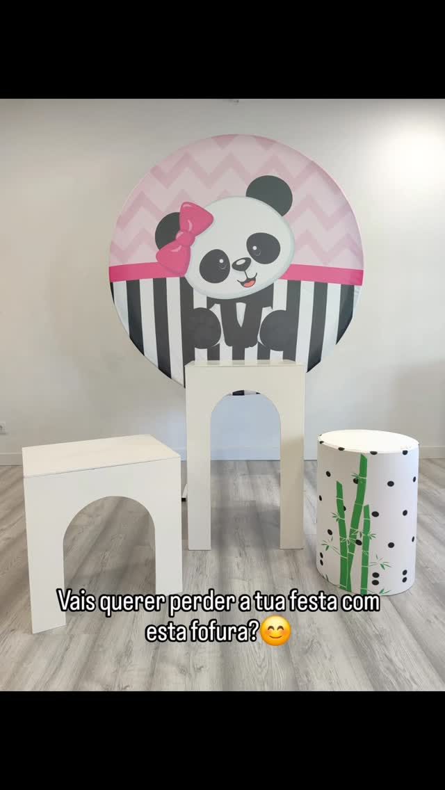 Instagram post from brincaresorrirfestas. This post is in position 2.