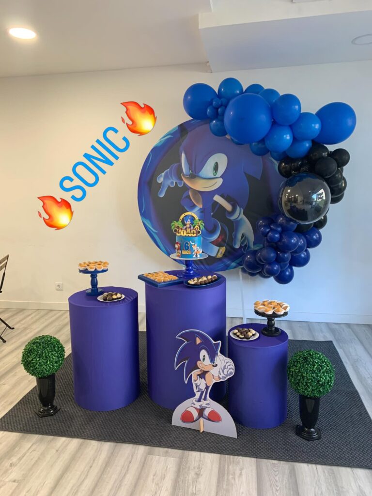 Instagram post from brincaresorrirfestas. This post is in position 8.